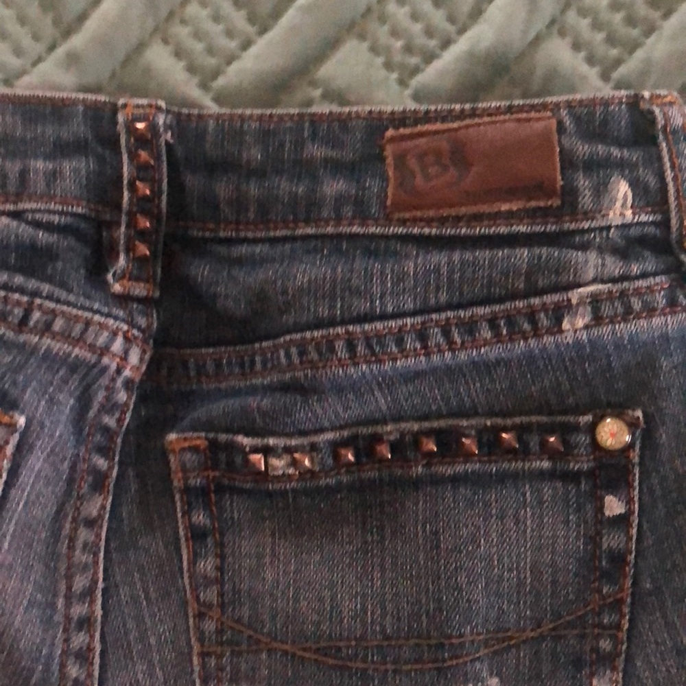 ❤️ B Venice Jean Shorts - Distressed with Studs - Picture 7 of 7